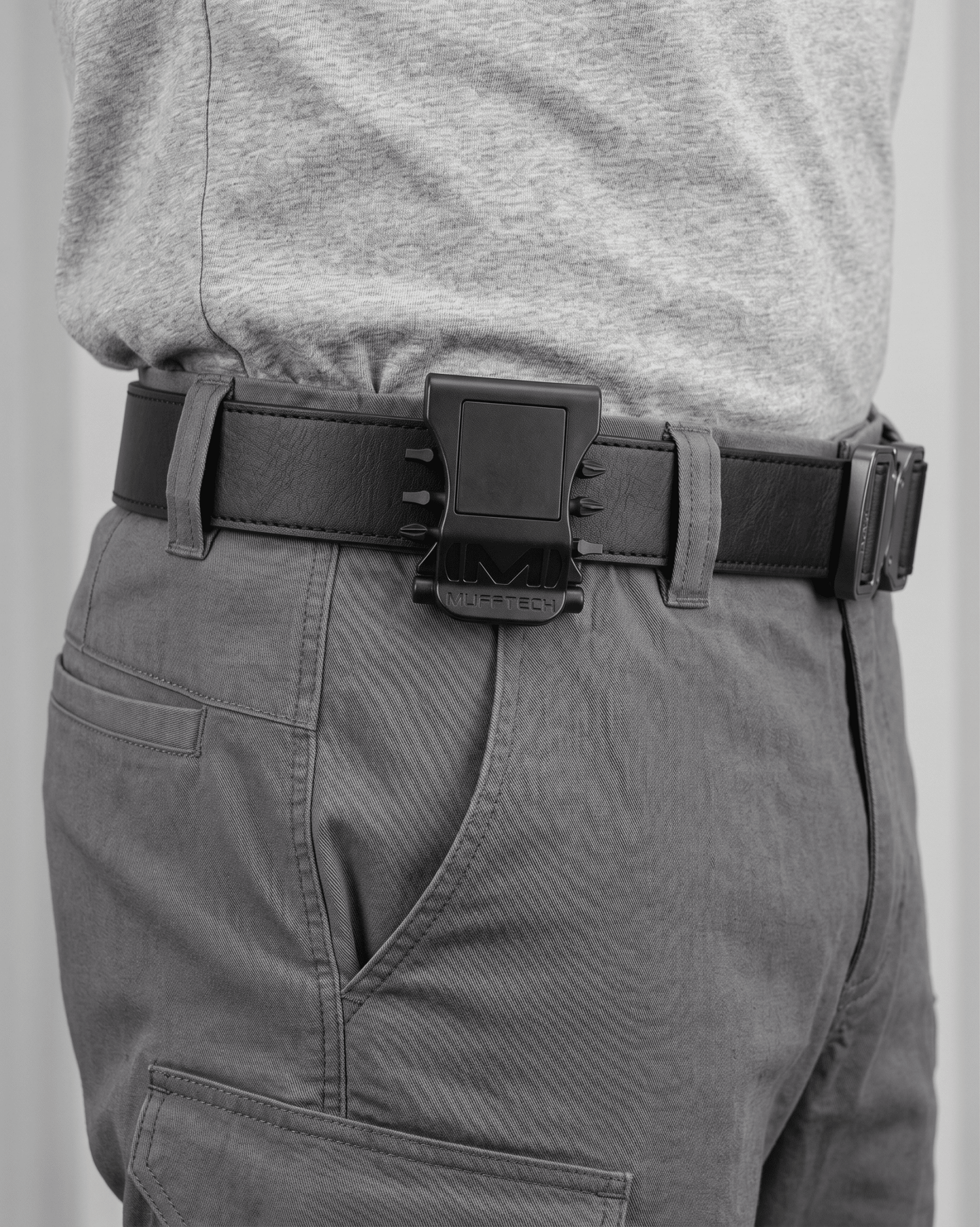 Muff Clip | Magnetic Tradie Belt Clip + Bit Holder - Mufftech